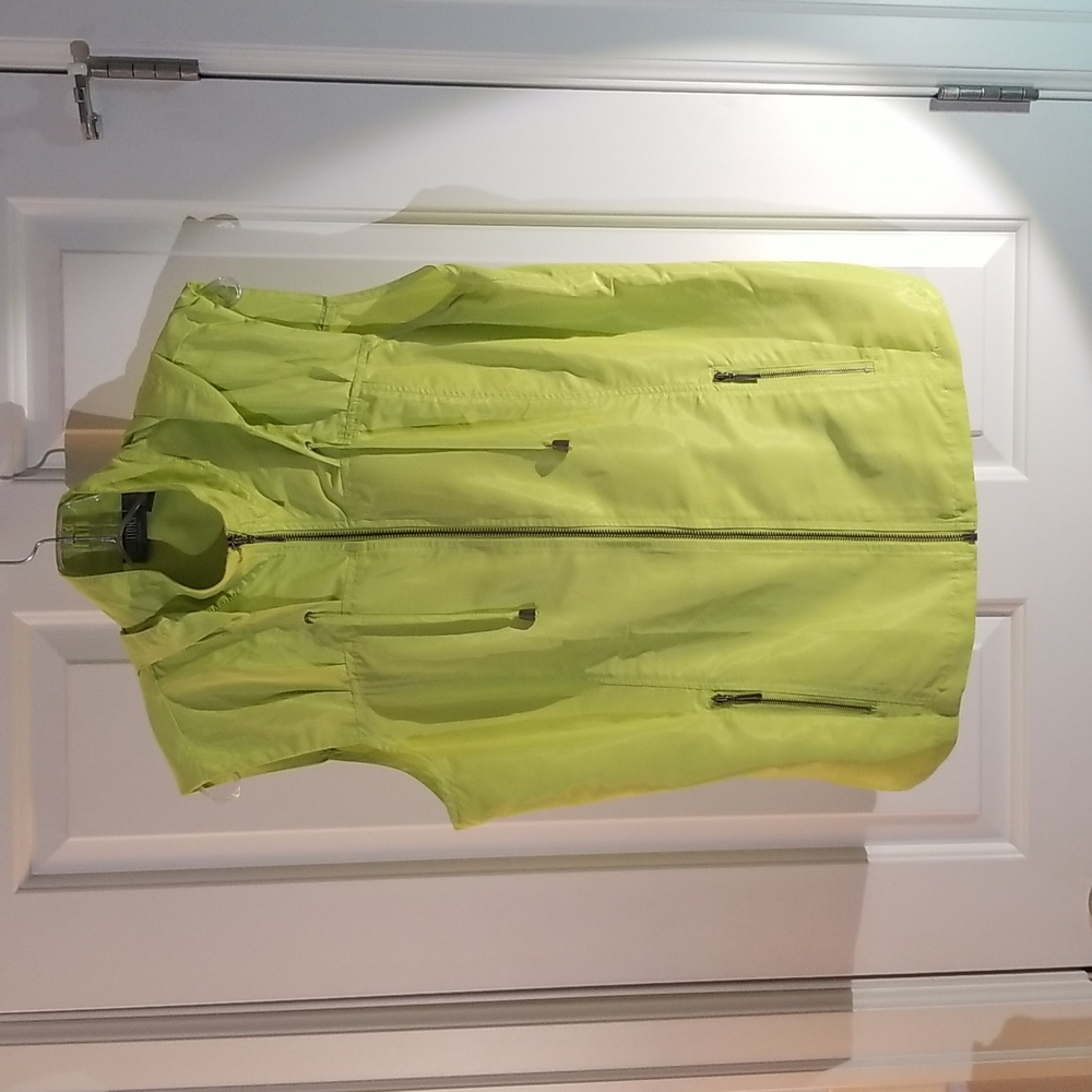 Chicos Additions womans outdoor vest